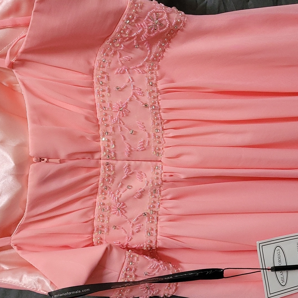 Dress - Picture 4 of 8